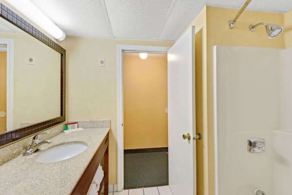 Ramada by Wyndham Kittery — photo 5