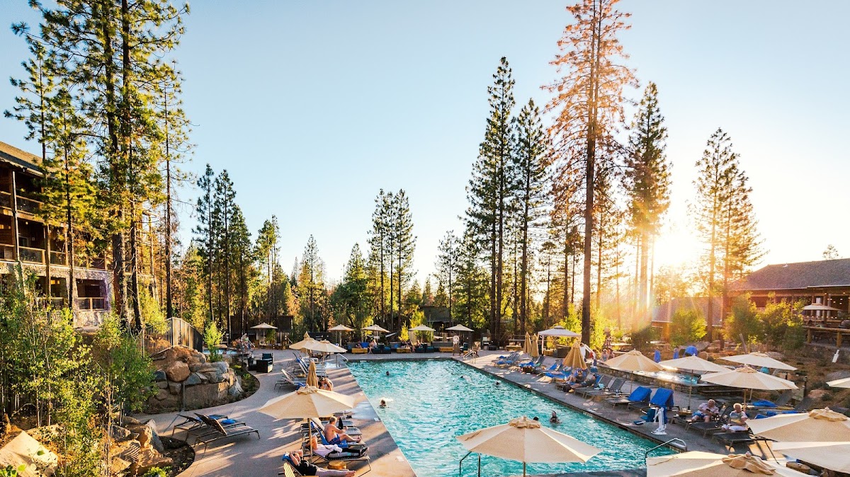 Rush Creek Lodge and Spa at Yosemite