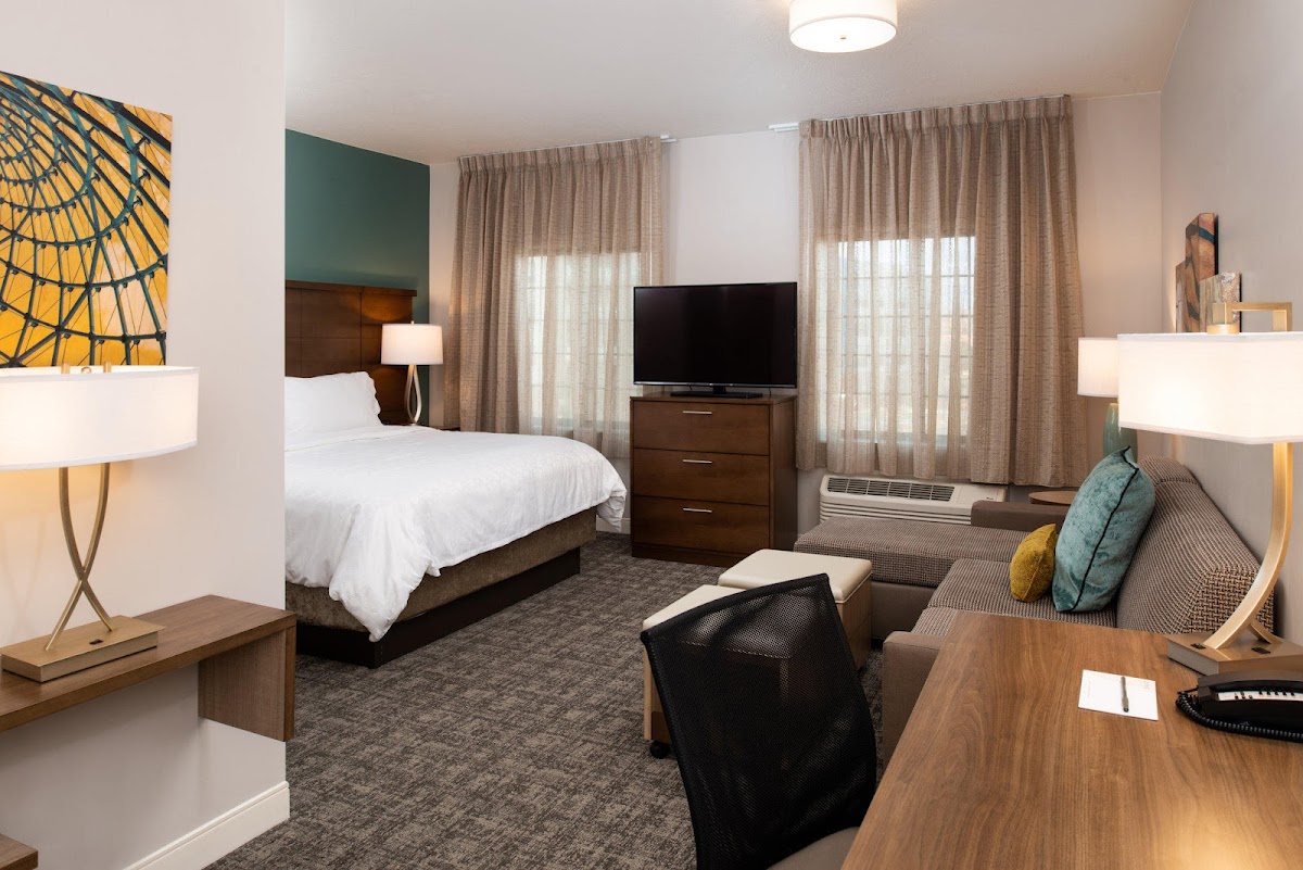 Staybridge Suites St George by IHG — photo 3