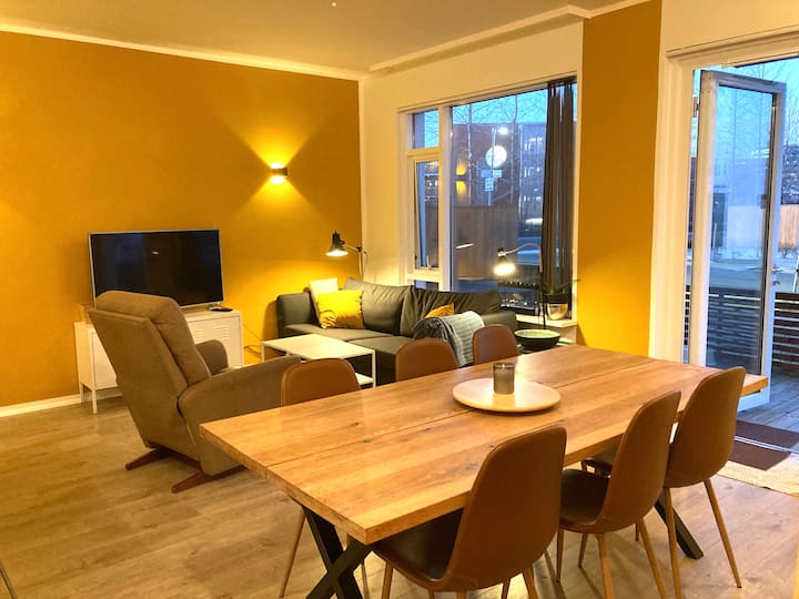 Newly-built, close to center Airbnb