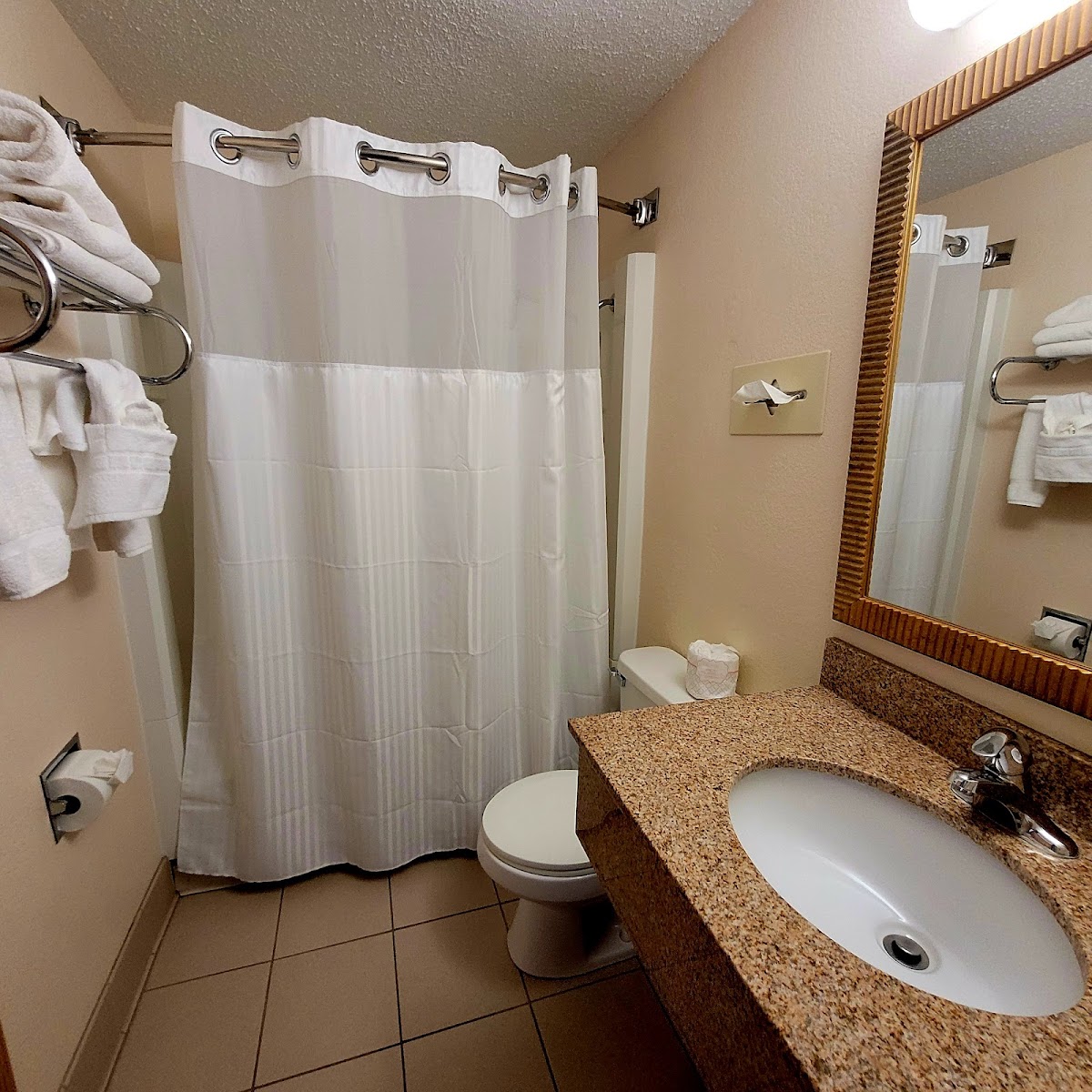 Super 8 by Wyndham Casper West by the River — photo 4