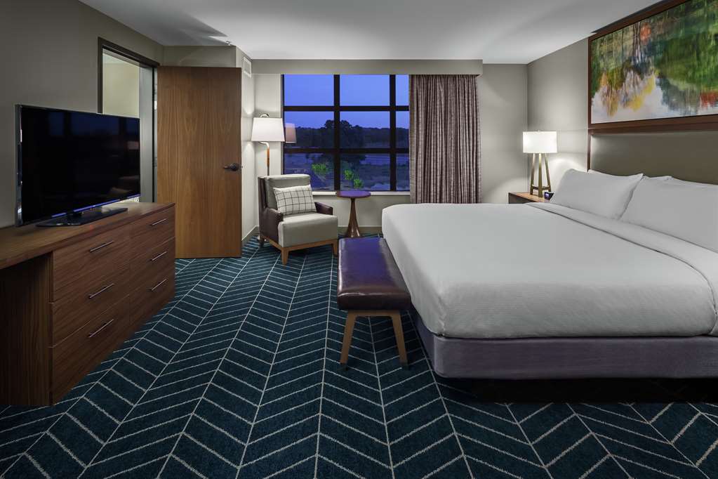 The Bevy Hotel Boerne, a DoubleTree by Hilton — photo 3