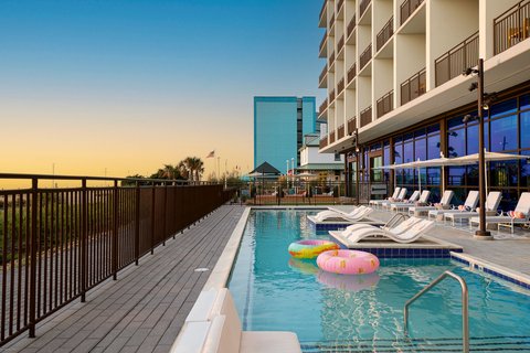 Moxy Virginia Beach Oceanfront — photo 1