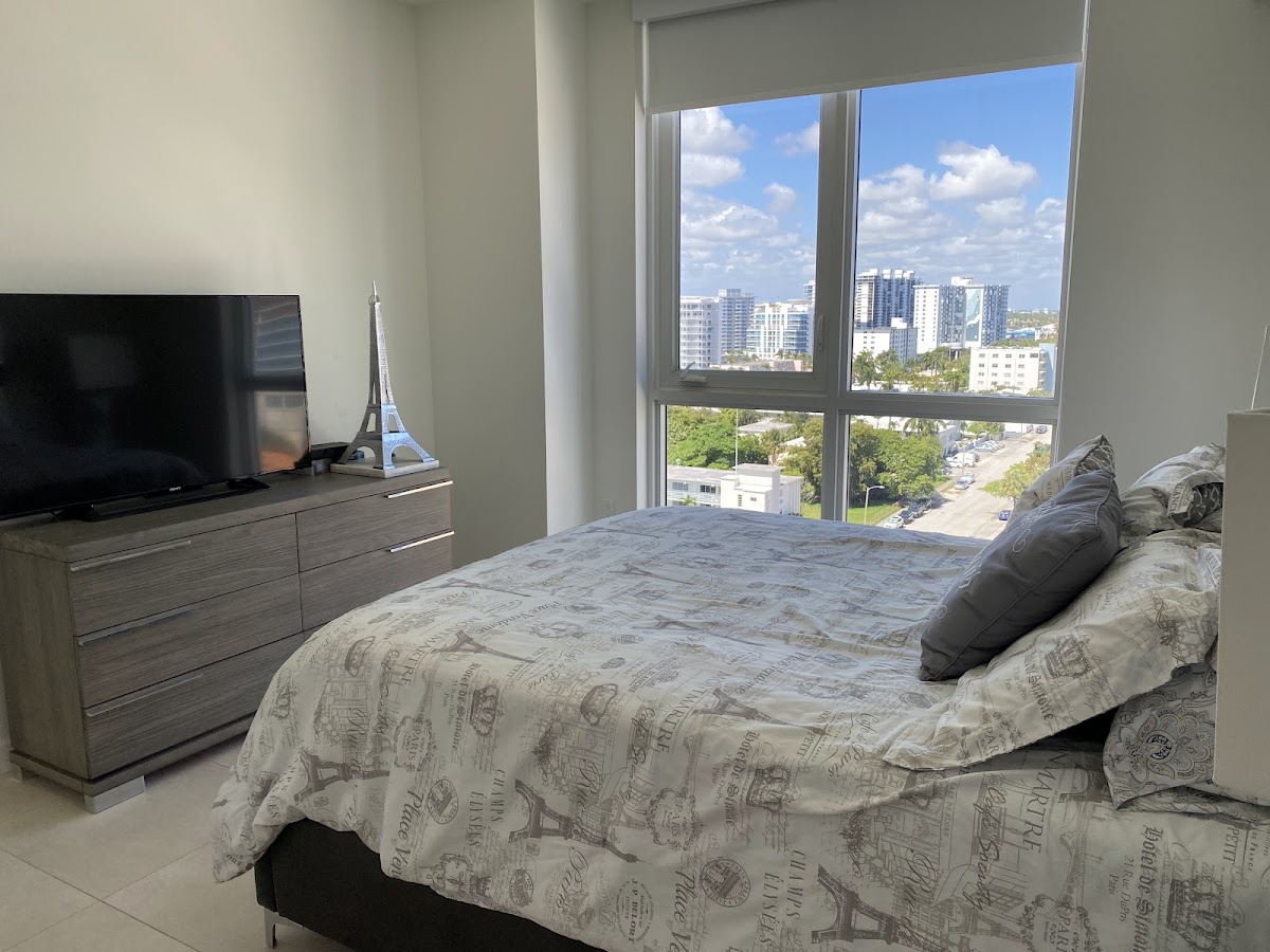 Tiffany House Condominium — photo 3