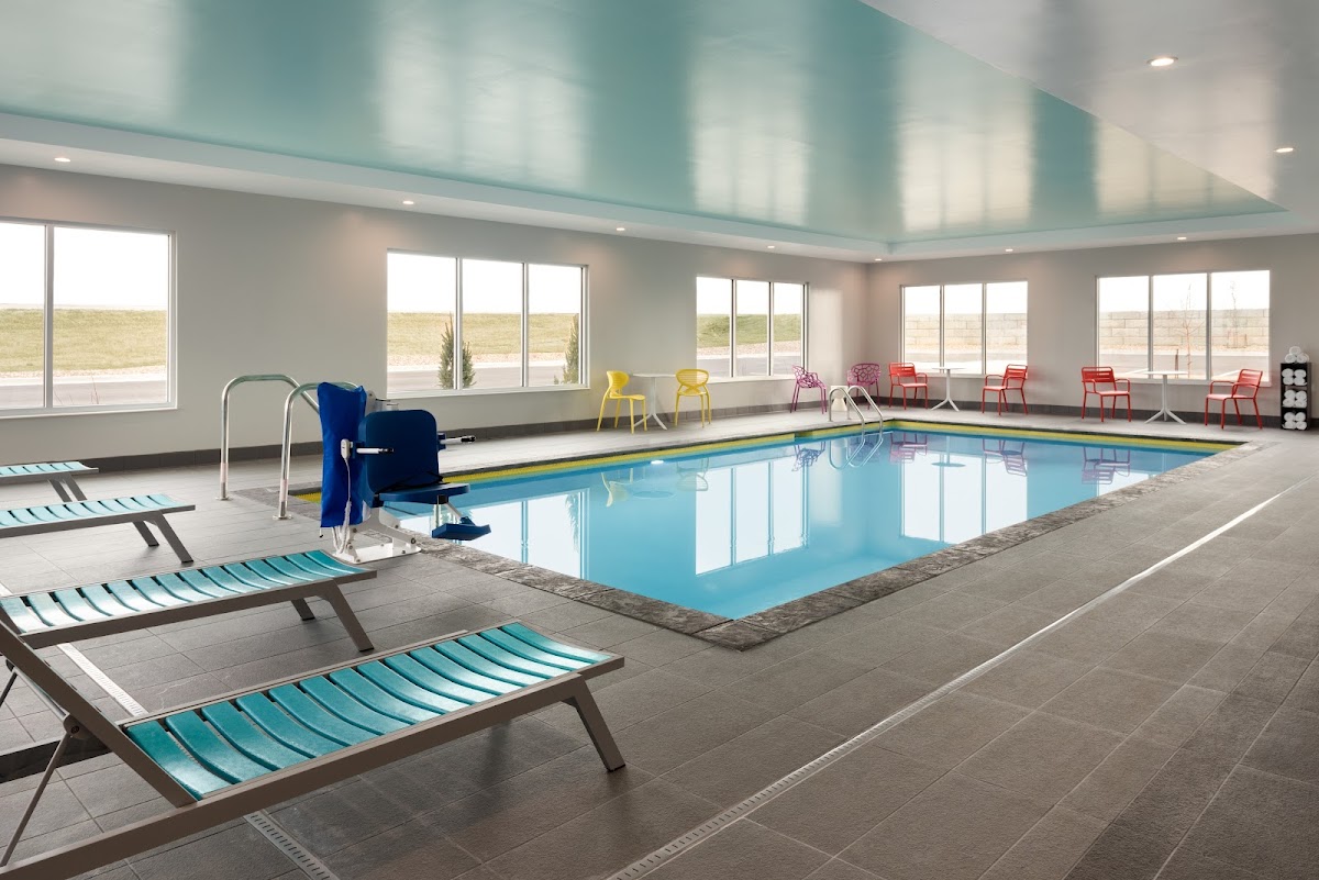 Tru by Hilton Cedar Rapids Westdale — photo 4