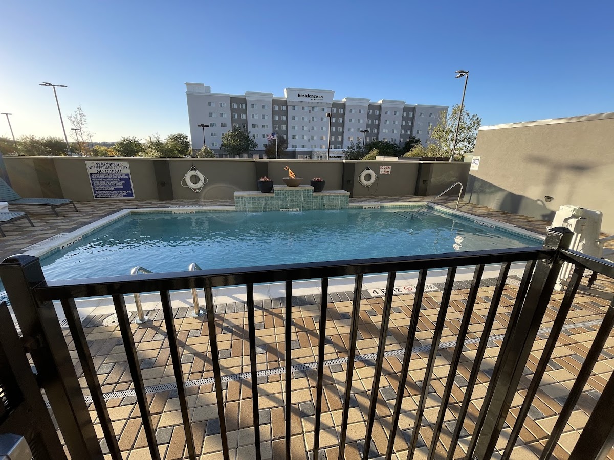 Tru by Hilton San Antonio at the Rim — photo 4