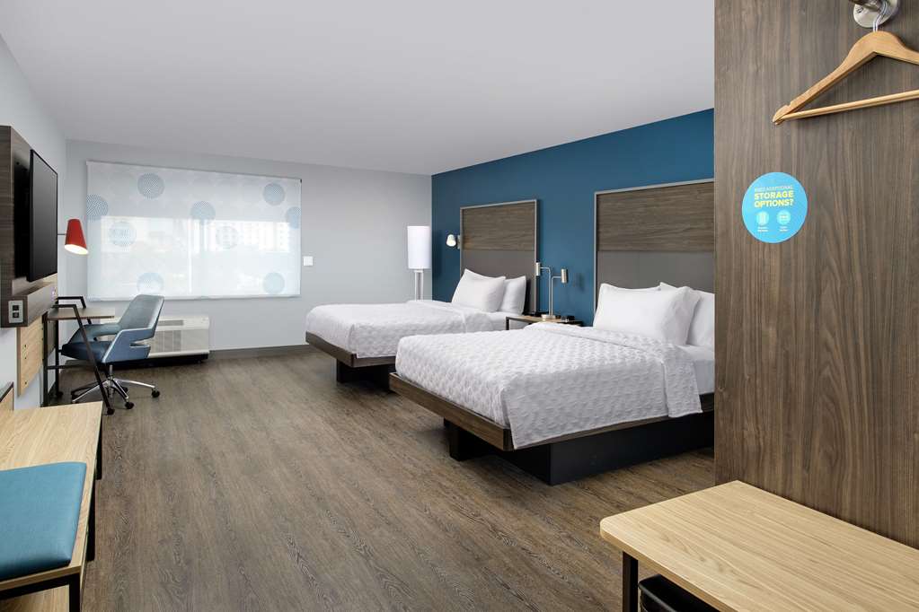 Tru by Hilton Denver Airport Tower Road — photo 3
