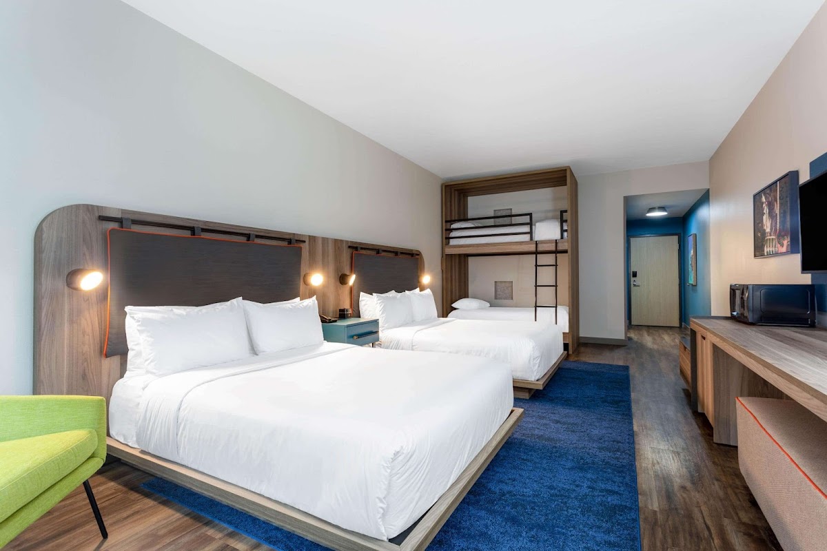 TRYP by Wyndham Orlando — photo 3