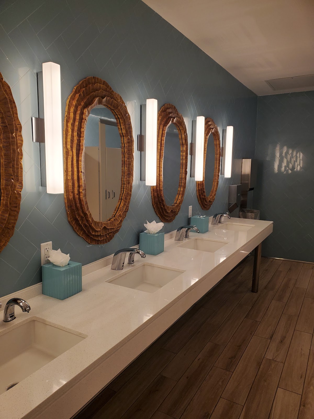 Universal Endless Summer Resort – Surfside Inn and Suites — photo 5