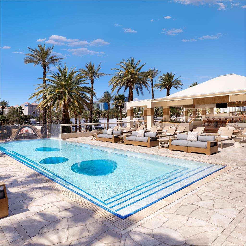 Virgin Hotels Las Vegas, Curio Collection by Hilton — photo 4
