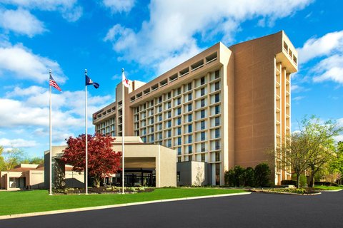 Westchester Marriott — photo 1