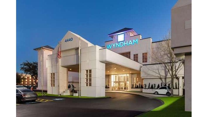 Wyndham DFW Airport — photo 1